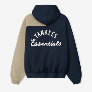 Yankees Raglan Half Zip Sport Essentials Hoodie