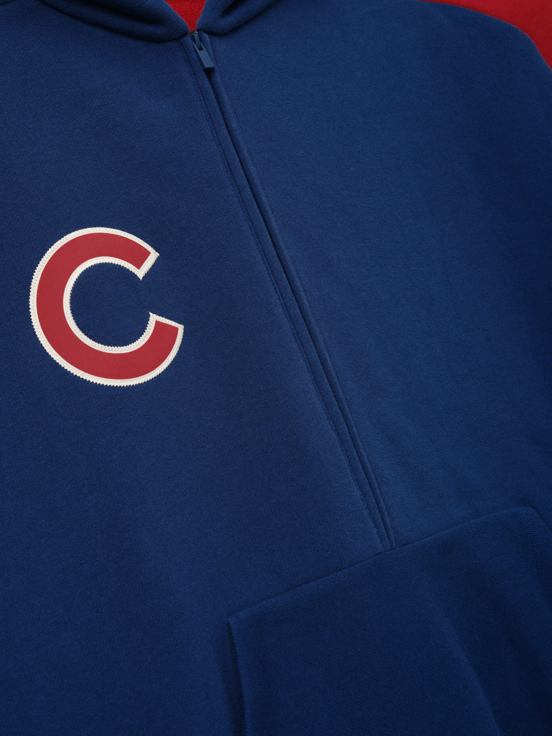 RW00215_CUBS_RAGLAN_HALF_ZIP_SPORT_HOODIE-ESTATE_BLUE_STONE_RED_3